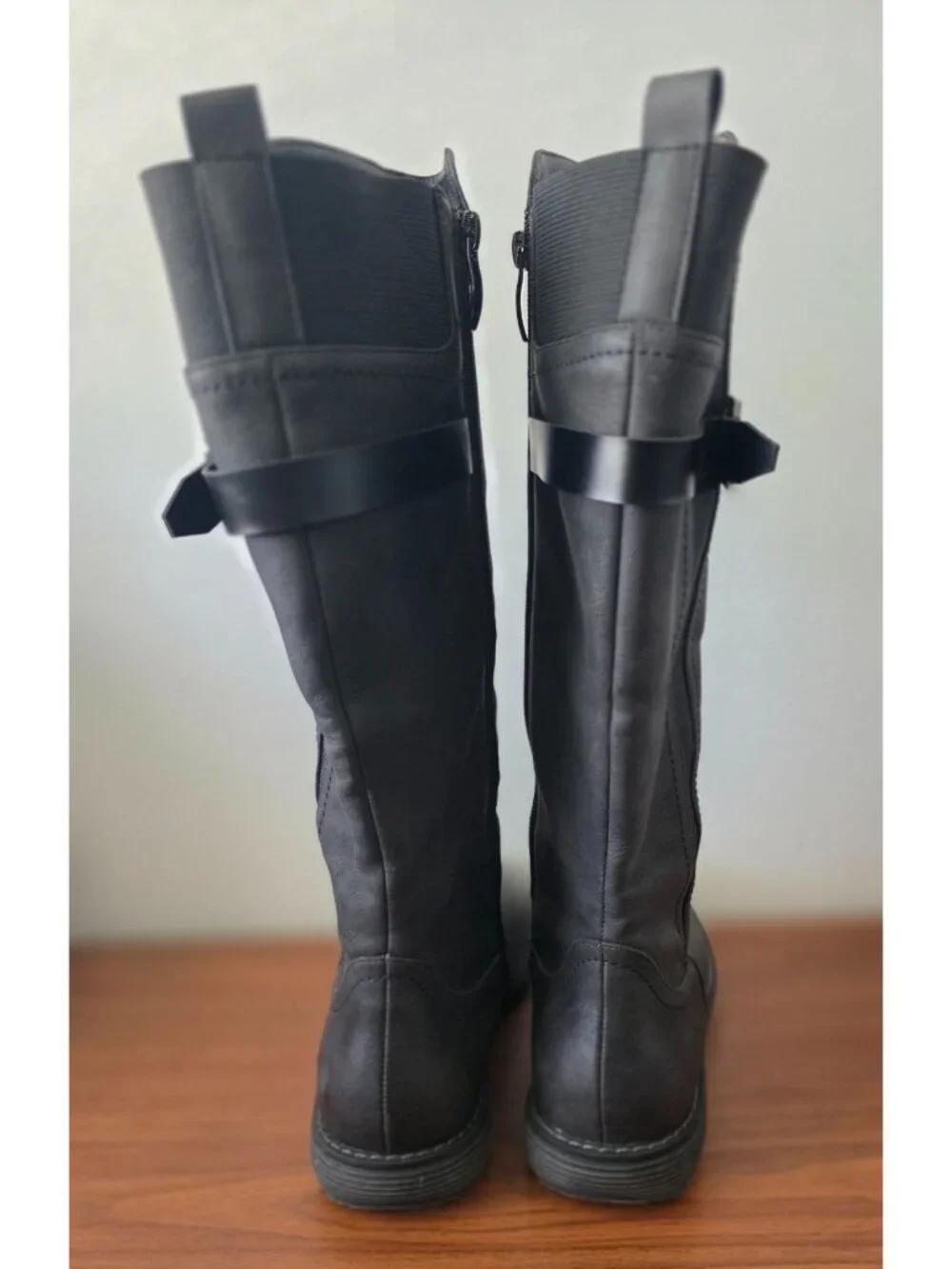 Extreme By Eddie Marc DELILAH Black Knee-High Faux Leather Side-Zip Boots Sz 8 - Picture 6 of 10